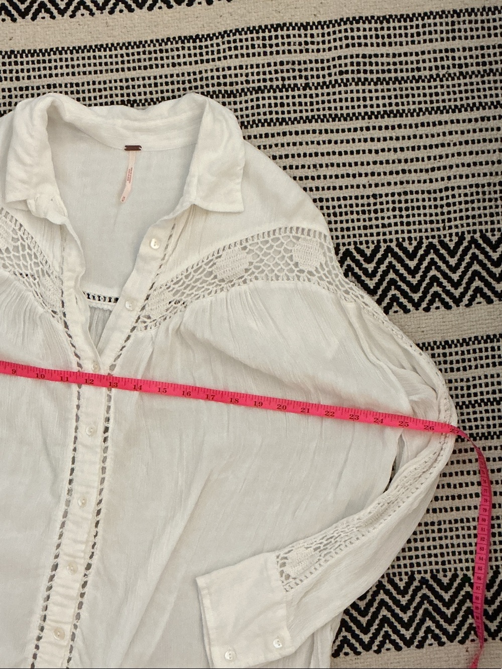 Free People Katie bird White Crochet-Detail Button Down Shirt - Picture 4 of 10